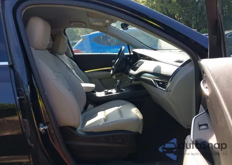 2019 Cadillac Xt4 Luxury из США, поврежденный, VIN 1GYAZAR43KF209457